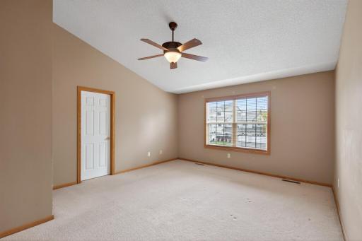 17582 Hackberry Court, Eden Prairie, MN 55347