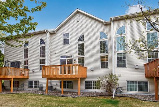 17582 Hackberry Court, Eden Prairie, MN 55347