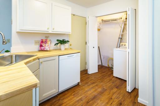 10005 Russell Avenue N, 3, Minneapolis, MN 55444