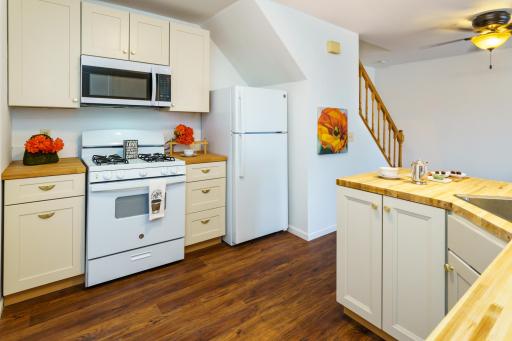 10005 Russell Avenue N, 3, Minneapolis, MN 55444