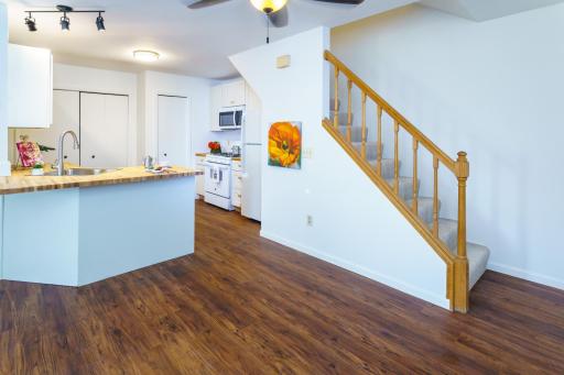 10005 Russell Avenue N, 3, Minneapolis, MN 55444