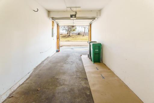 10005 Russell Avenue N, 3, Minneapolis, MN 55444