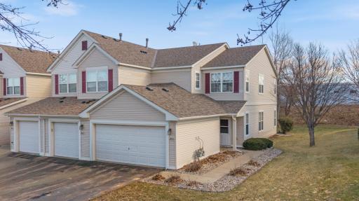 1667 Countryside Drive, Shakopee, MN 55379