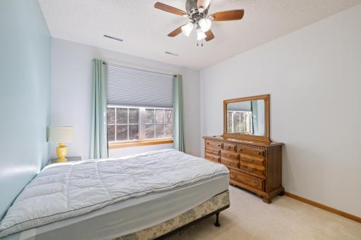 1667 Countryside Drive, Shakopee, MN 55379