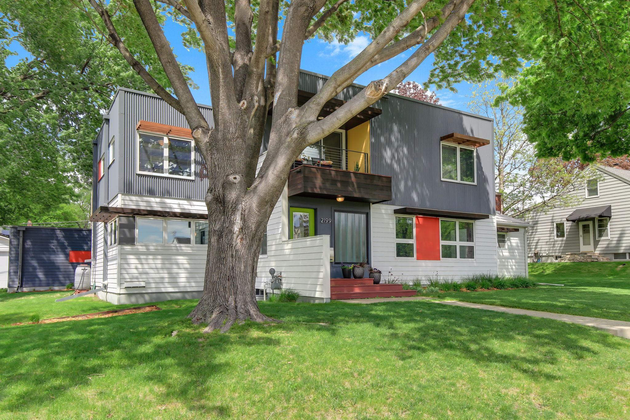 Picture perfect in Highland Park!