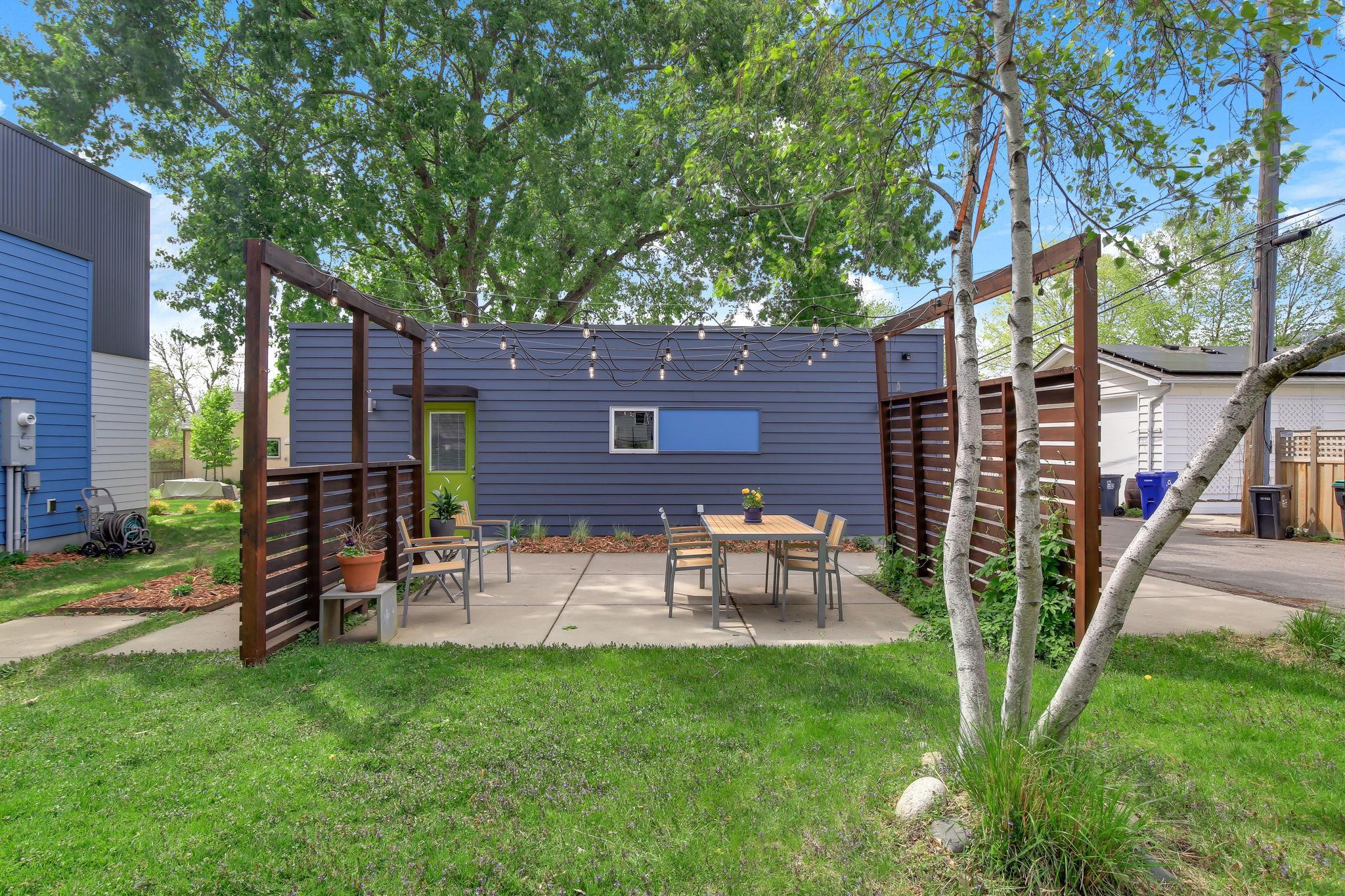 Second backyard patio space!