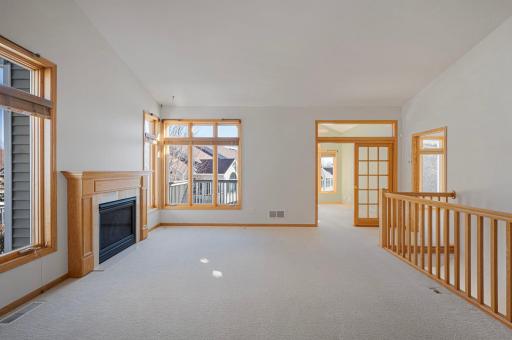 14313 Savanna Oaks Drive, Savage, MN 55378