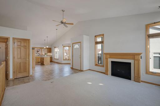 14313 Savanna Oaks Drive, Savage, MN 55378