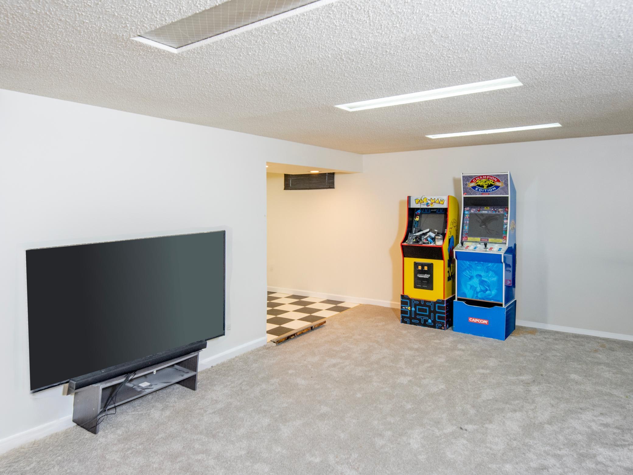 Large family room with new carpet and fresh paint!
