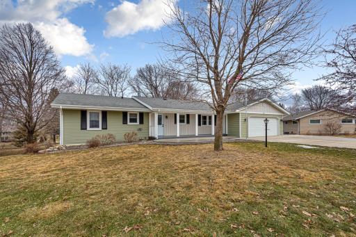 105 Kaukis Drive, Le Sueur, MN 56058