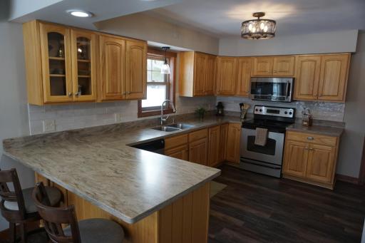 Kitchen 2.JPG