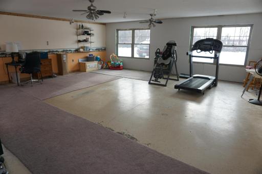 Unfinished family room.JPG