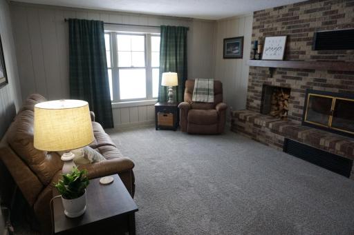 Living room 3.JPG