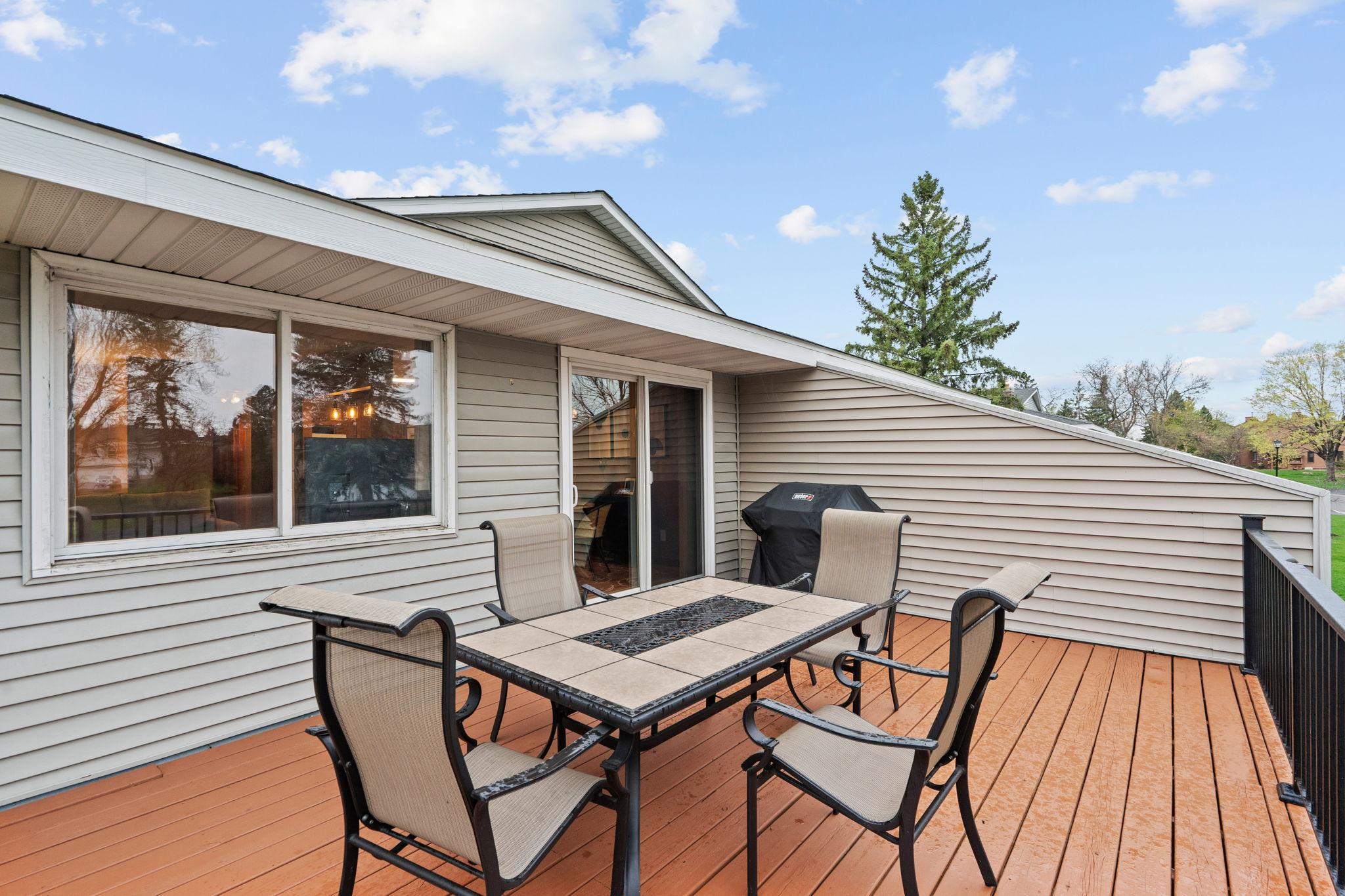 Oversized deck great for entertaining or morning coffees