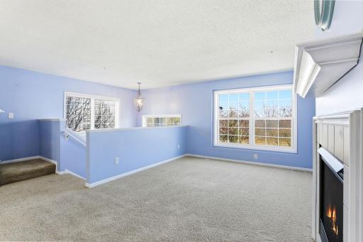 891 Ledgestone Drive, Mahtomedi, MN 55115