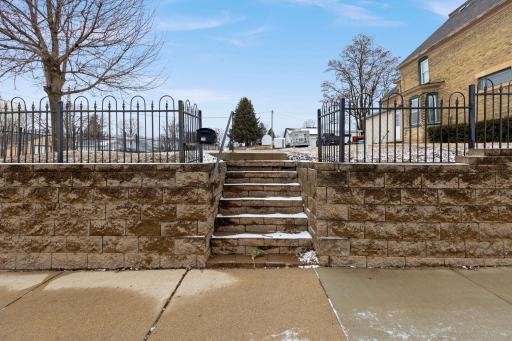 201 Boulevard Avenue NE, Montgomery, MN 56069