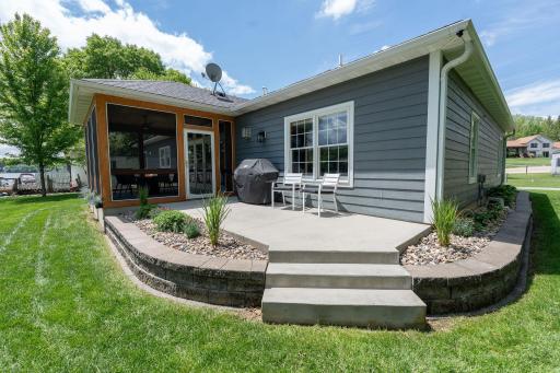 56814 402nd Avenue, Mazeppa, MN 55956