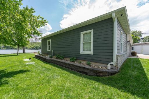 56814 402nd Avenue, Mazeppa, MN 55956
