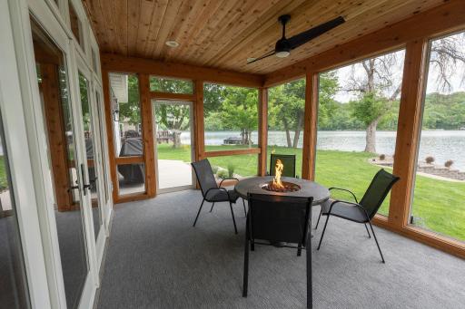 56814 402nd Avenue, Mazeppa, MN 55956