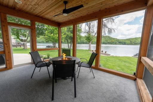 56814 402nd Avenue, Mazeppa, MN 55956