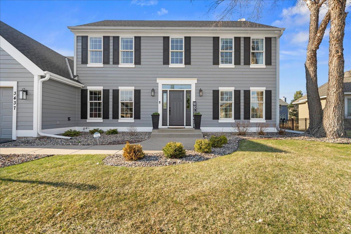 4 bed, 4 bath, 3 car garage home in Wedgewood Park.