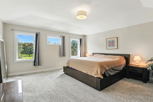 Upper level primary suite