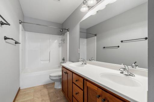 6364 Red Fox Road, Lino Lakes, MN 55014