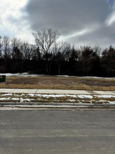 2405 Lake Avenue, New Ulm, MN 56073