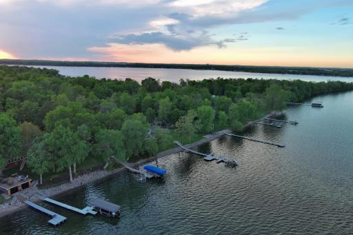736 Shorewood Drive, Detroit Lakes, MN 56501