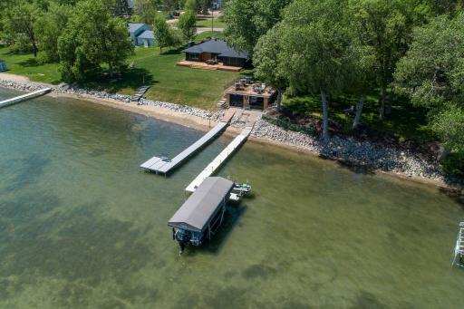 736 Shorewood Drive, Detroit Lakes, MN 56501