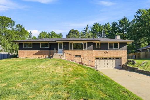 Photo for 5300 Circle Down, Minneapolis, MN 55416 - listing #7030785 Beautful expansive rambler with many updates