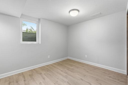 Basement Bedroom (5)