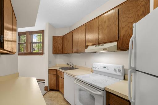 385 Laurel Avenue, 10, Saint Paul, MN 55102