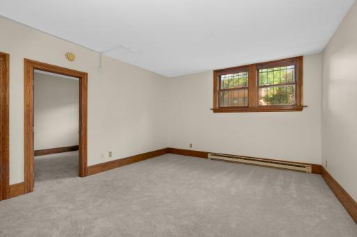 385 Laurel Avenue, 10, Saint Paul, MN 55102