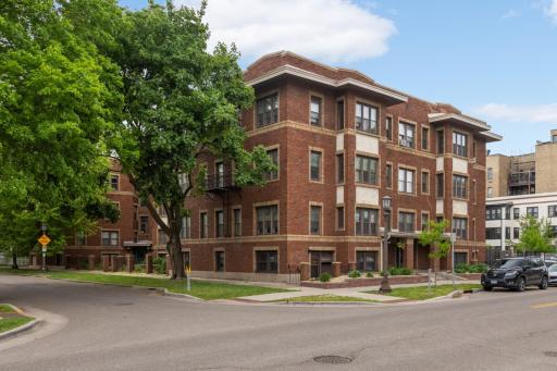 385 Laurel Avenue, 10, Saint Paul, MN 55102