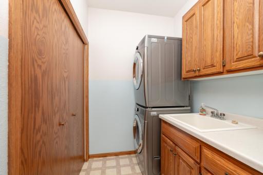 419 Independence Street NE, New Prague, MN 56071