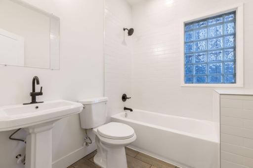 1903 Elliot Avenue, Minneapolis, MN 55404