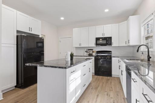 1903 Elliot Avenue, Minneapolis, MN 55404