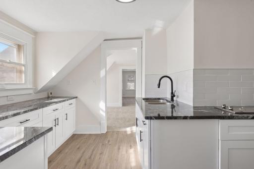 1903 Elliot Avenue, Minneapolis, MN 55404