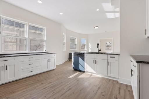 1903 Elliot Avenue, Minneapolis, MN 55404