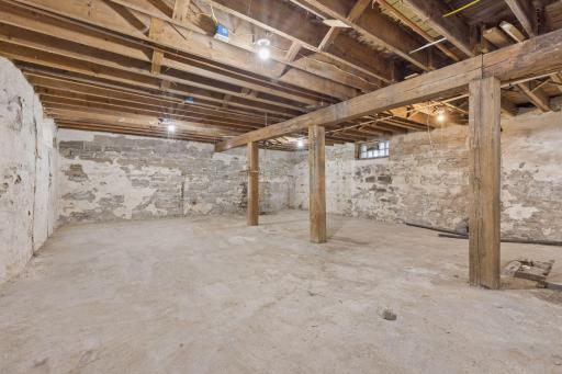 1903 Elliot Avenue, Minneapolis, MN 55404