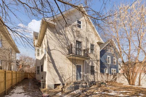 1903 Elliot Avenue, Minneapolis, MN 55404