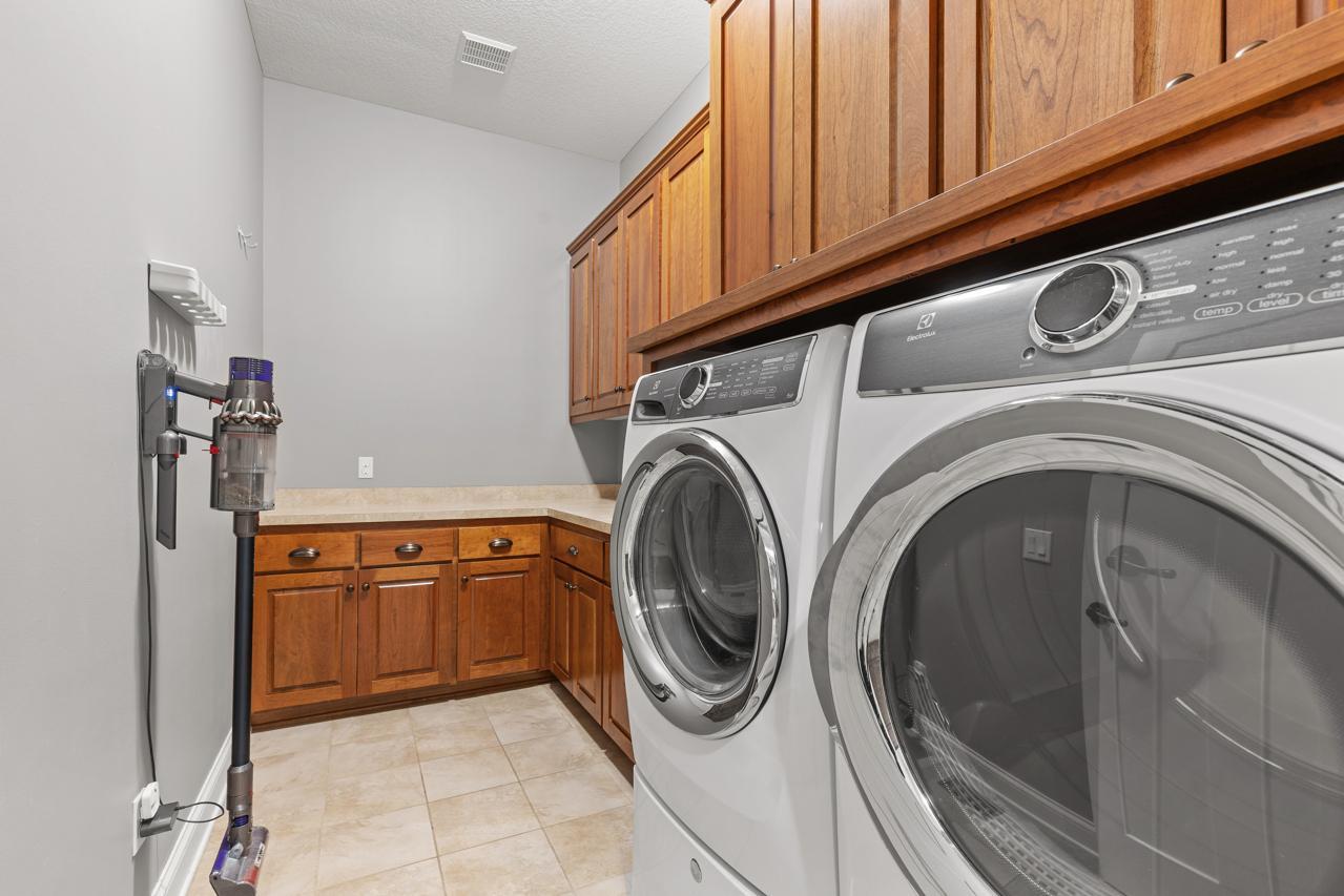 New washer and dryer (2020)