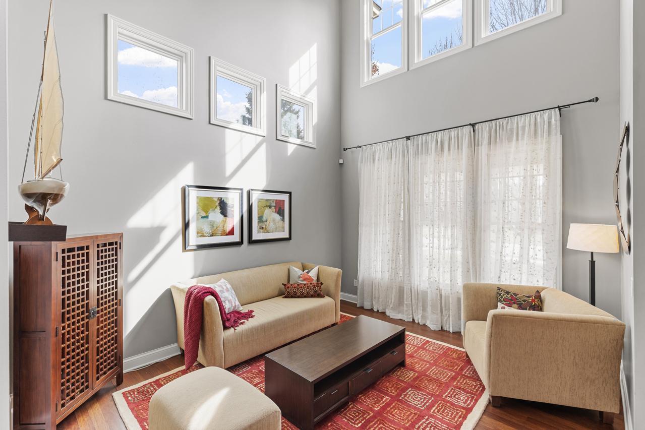 Sitting area off of front entry
