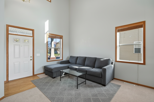 6757 Urbandale Lane N, Maple Grove, MN 55311