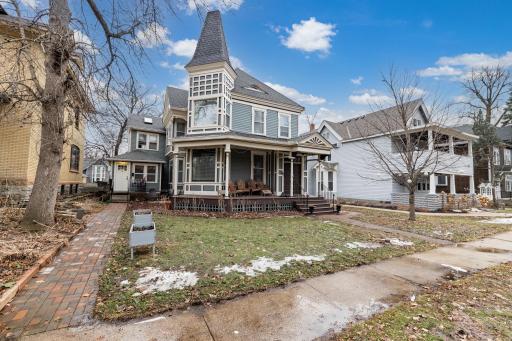 546 Ashland Avenue, Saint Paul, MN 55102