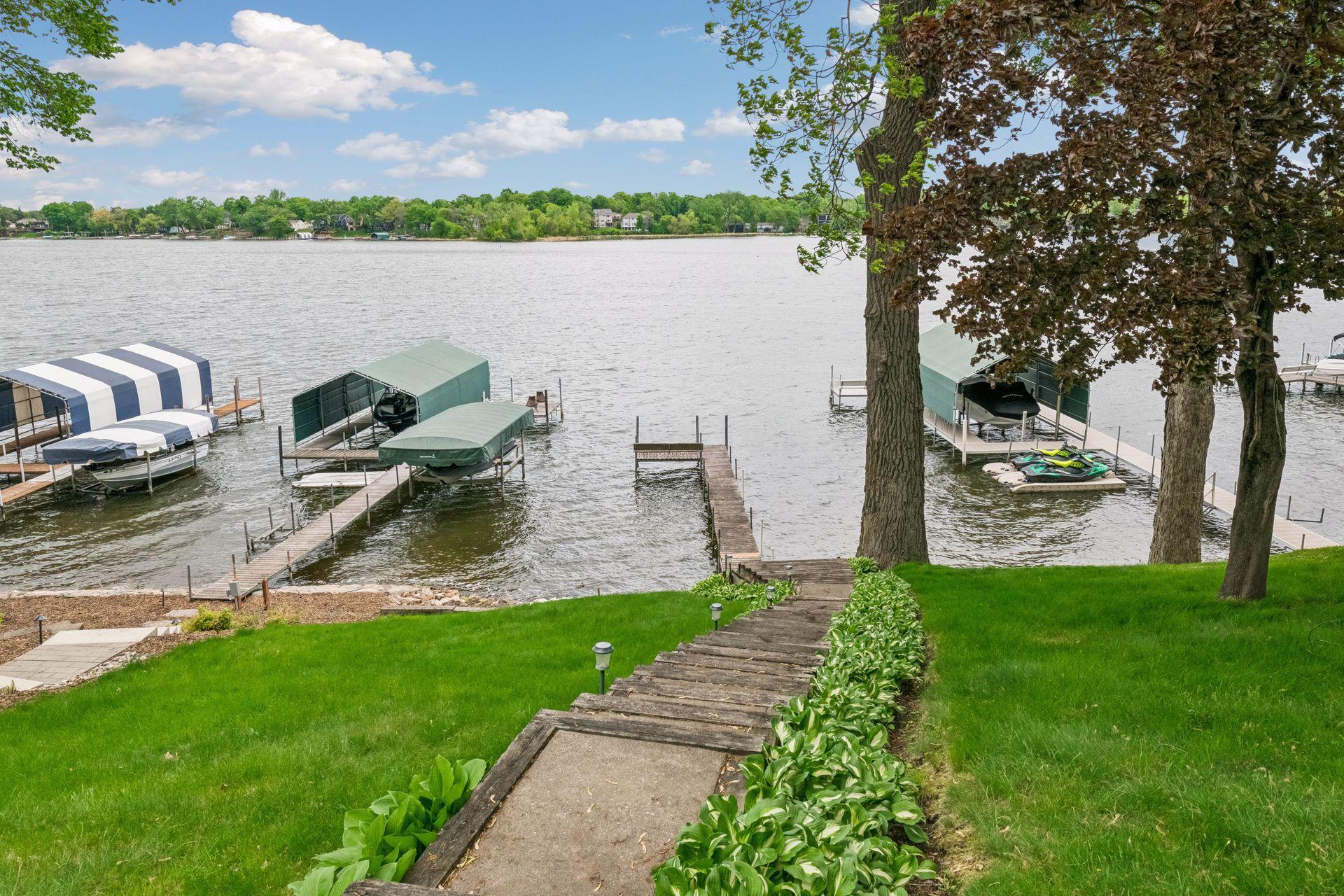 45' shoreline on Lake Minnetonka's Harrison Bay (dock included).