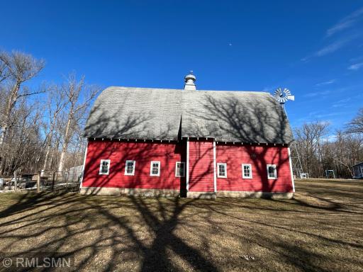 22841 Hwy 71 NE, 22841/22843, Hines, MN 56647