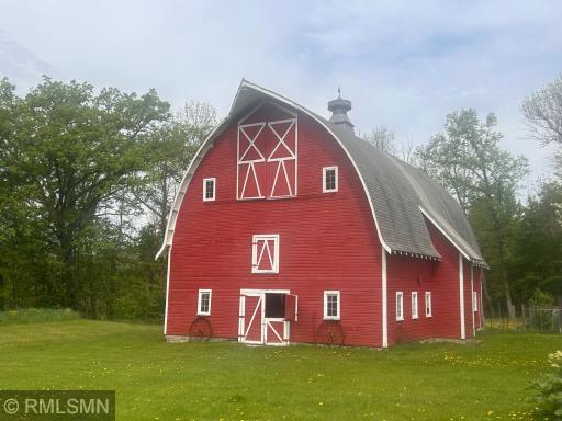 Classic Red Barn