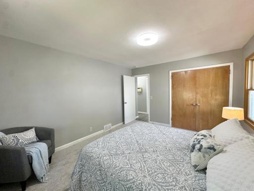 7204 Harriet Avenue, Minneapolis, MN 55423